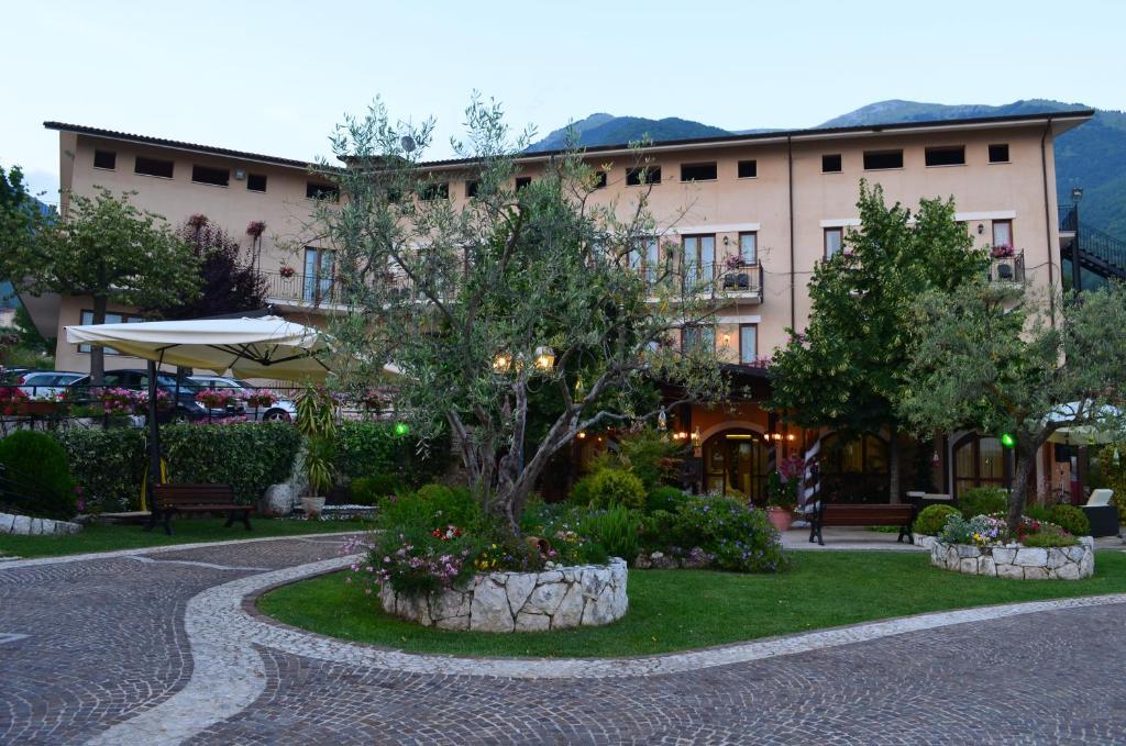 Hotel La Grotte San Donato Val di Comino Kültér fotó